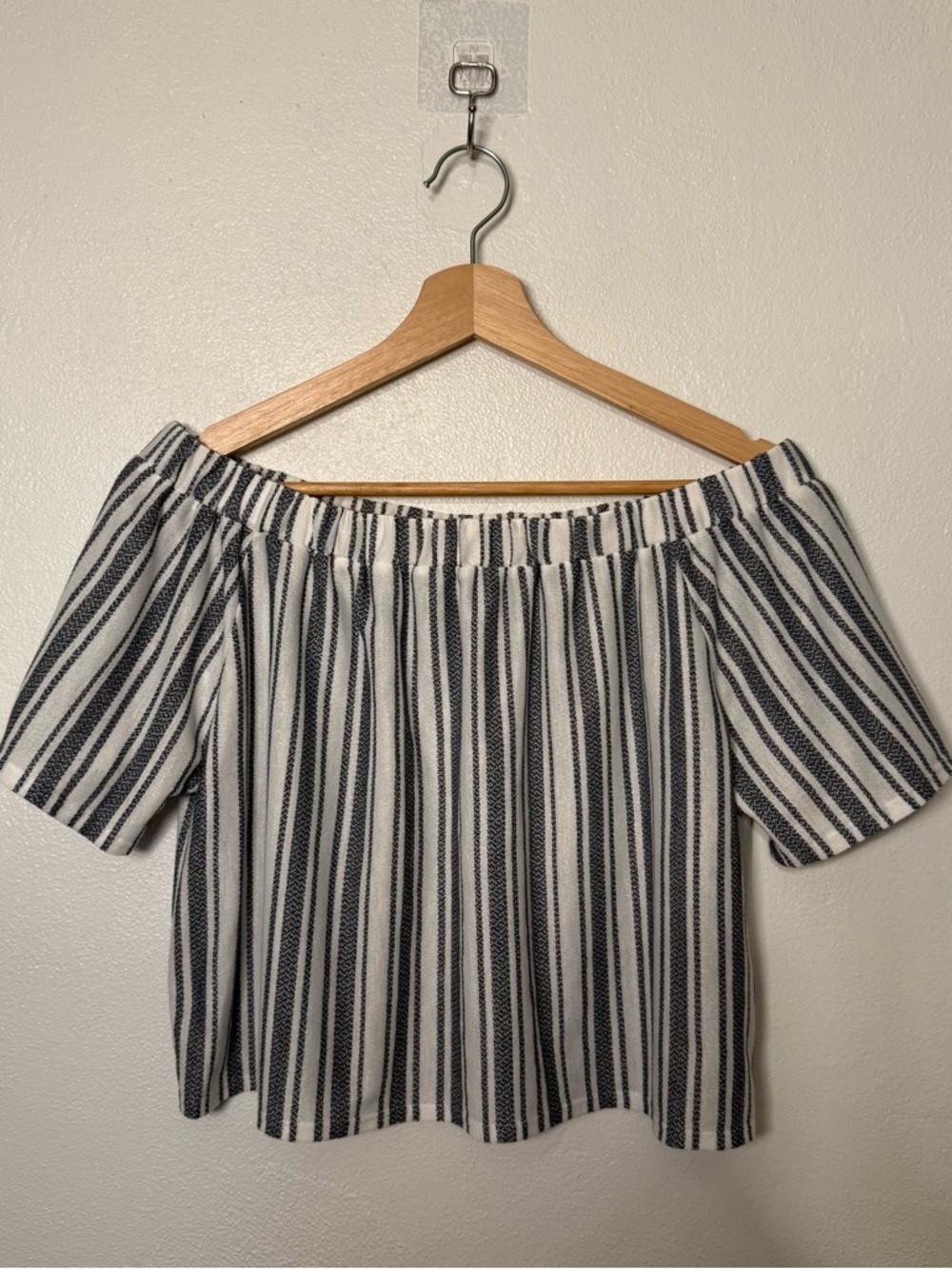 Topshop Gray and White off the Shoulder Top